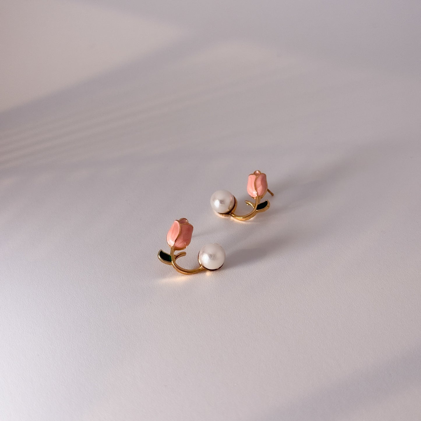peach Floral pearl earrings for women, elegant look