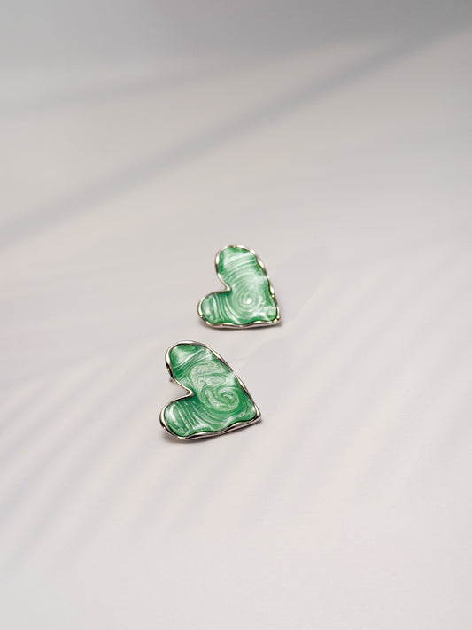 Fashion green earrings with bold yet minimal design