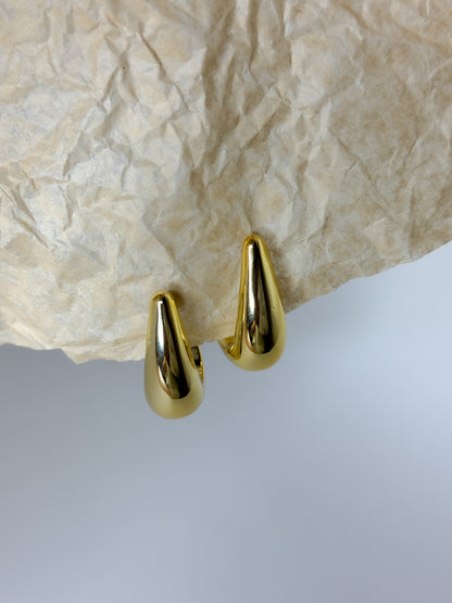 Elegant polished gold teardrop earrings, lightweight design