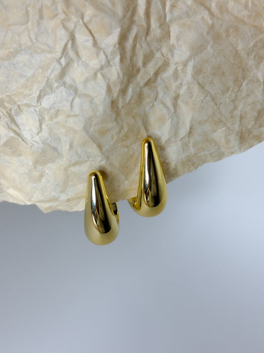 Elegant polished gold teardrop earrings, lightweight design